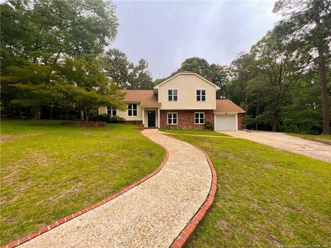 Building Photo - 544 Hillard