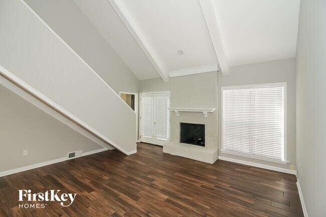 Photo - 7650 Charstone Dr