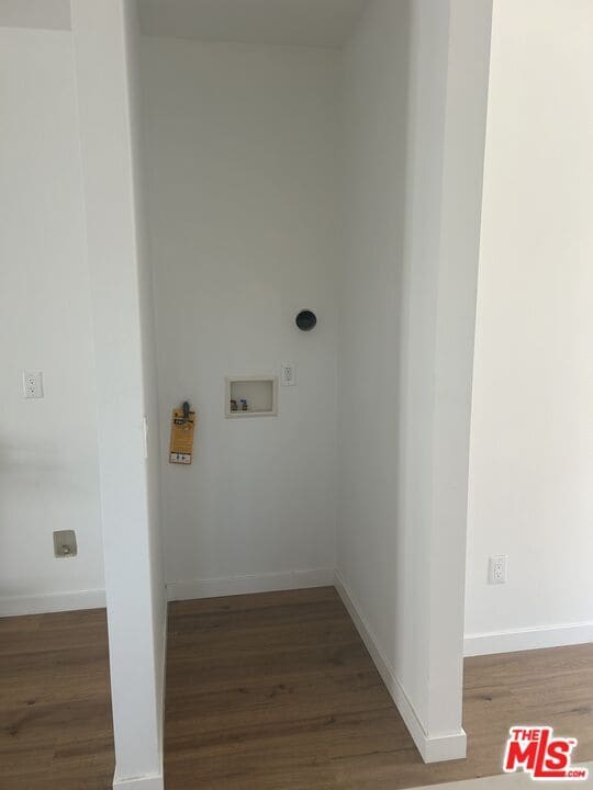 Photo - 5722 1/2 S Manhattan Pl