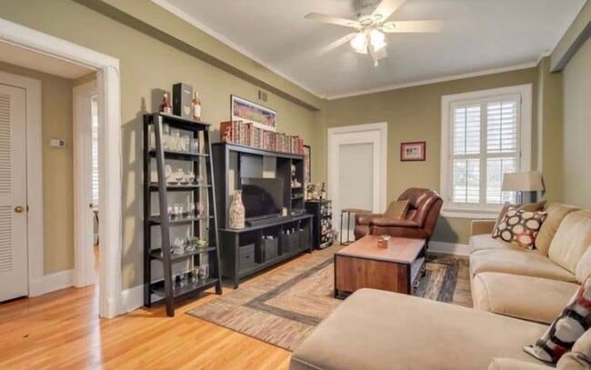 Photo - Gorgeous condo located in Summerville Clos...