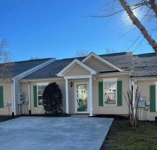 Photo - 221 New Haven Ln SW Townhome