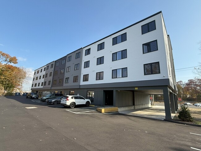 Photo - 211 Ferry Blvd Unit 203