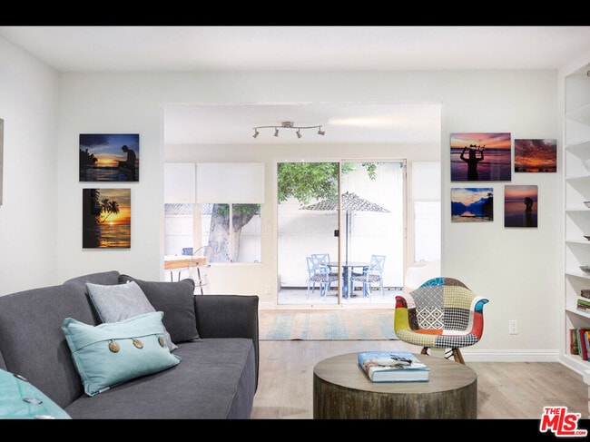 Photo - 5740 Vantage Ave