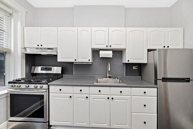 Photo - Great 2Br/1Bth apartment. Walk to Green Line, Whole Foods, shops, laundry in building