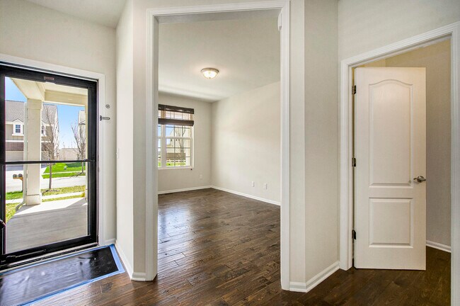 Photo - 2895 Dillon Dr