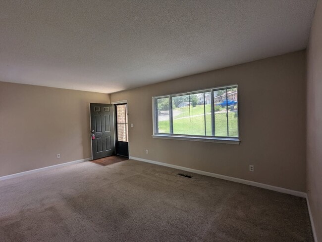 Photo - 4751 Tessie Ln Unit 4753 Tessie Ln