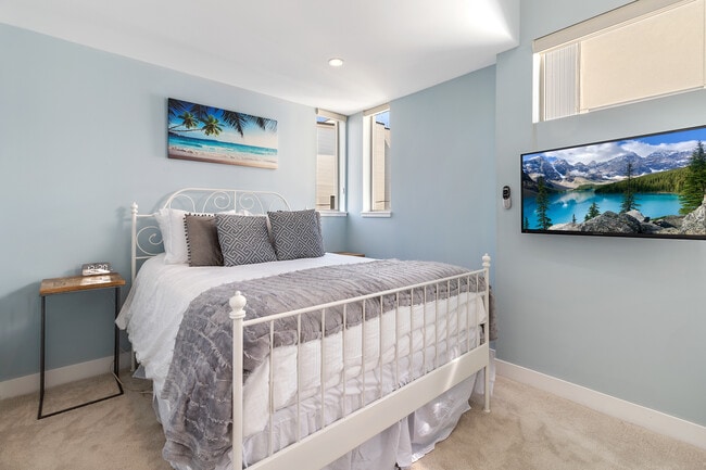 Photo - 1819 Irving St