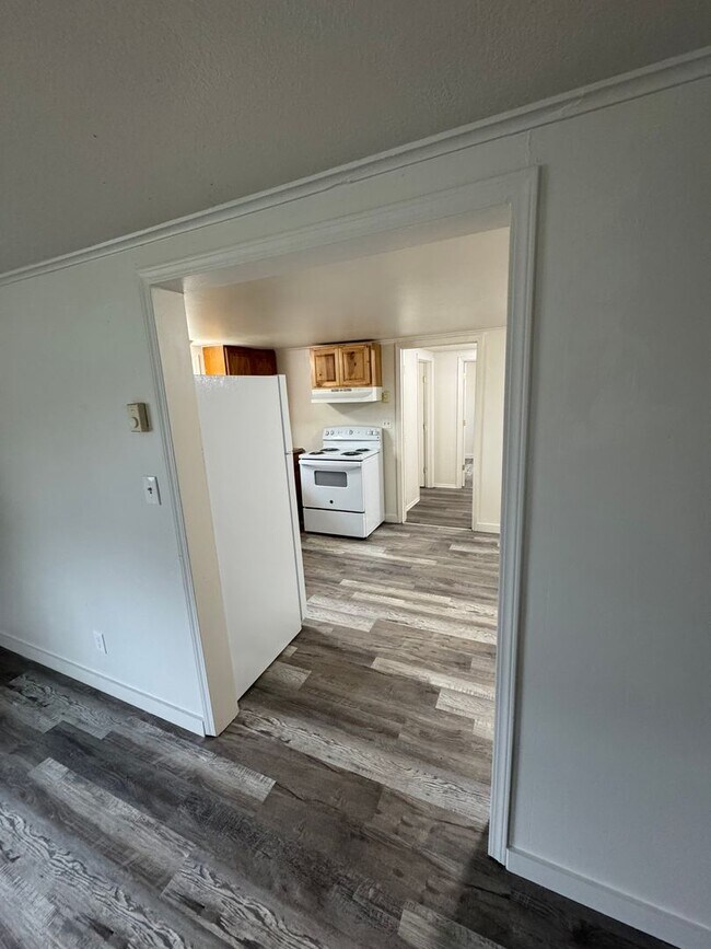 Photo - Charming 3-Bedroom with fresh new interior!