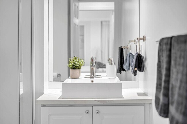 Photo - 9 Niagara St Unit SI ID1514871P