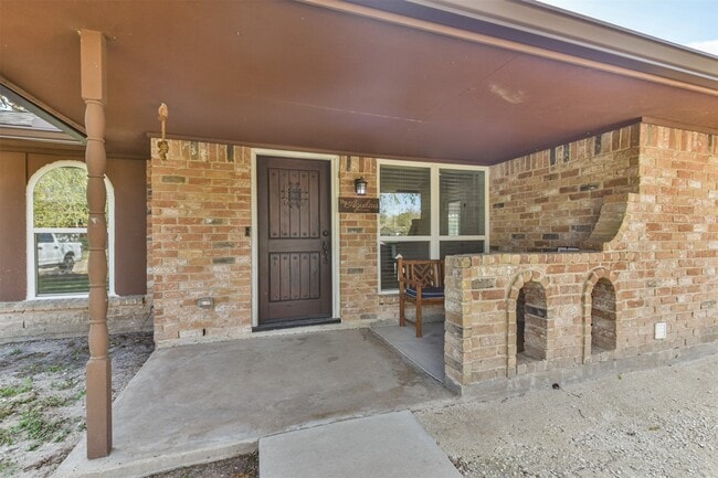 Photo - 7623 Yellow Pine Dr