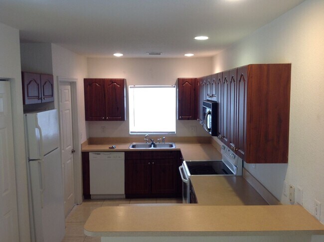 Photo - 3 BR 2 BA 2 CG rental in cental PSL