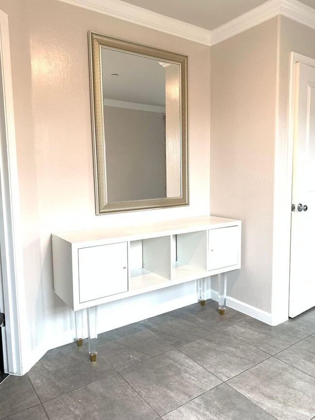 Photo - Southwest Bakersfield