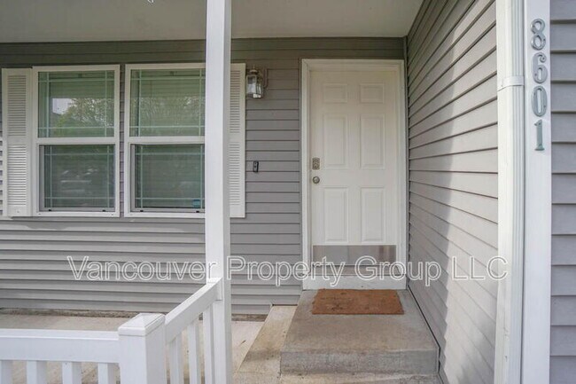 Photo - 8601 NE 84th St