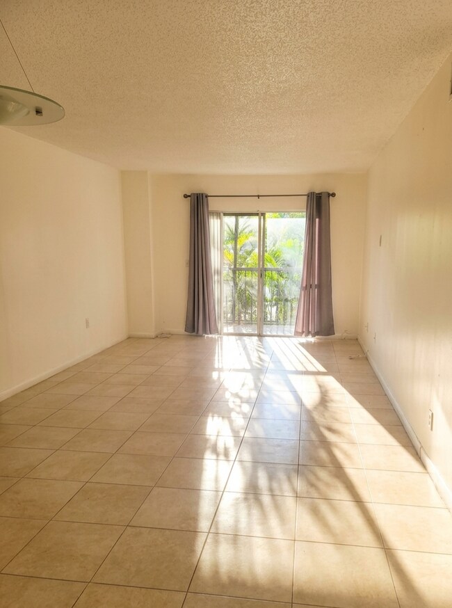 13455 NE 10th Ave Unit 210