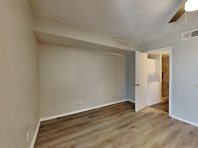 Photo - 9829 Walnut St Unit O-301