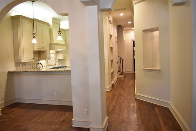 Photo - 1625 Fountain Pass Dr