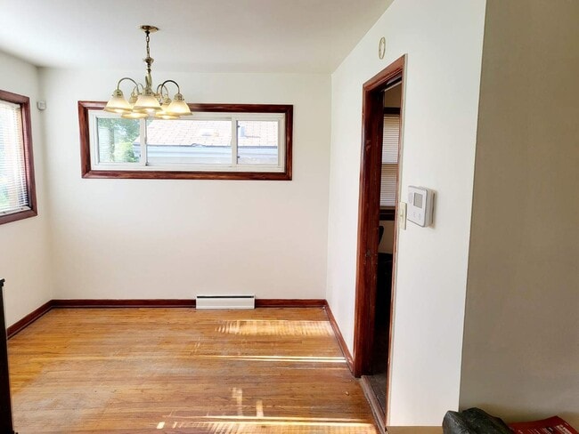 Photo - 15041 Cottage Grove Ave