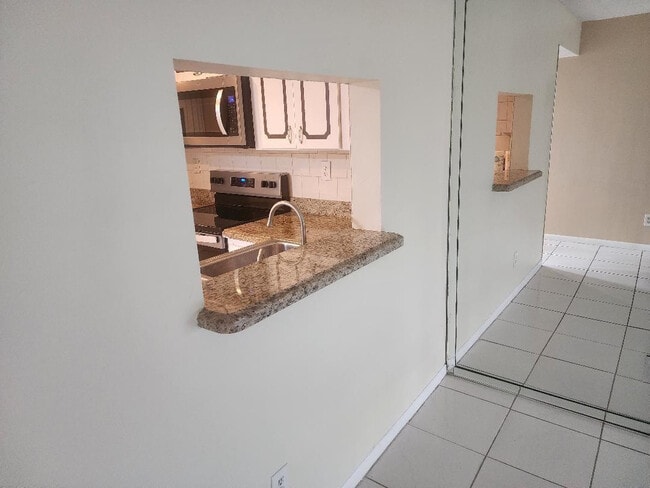 Photo - 3591 Inverrary Dr Unit 406