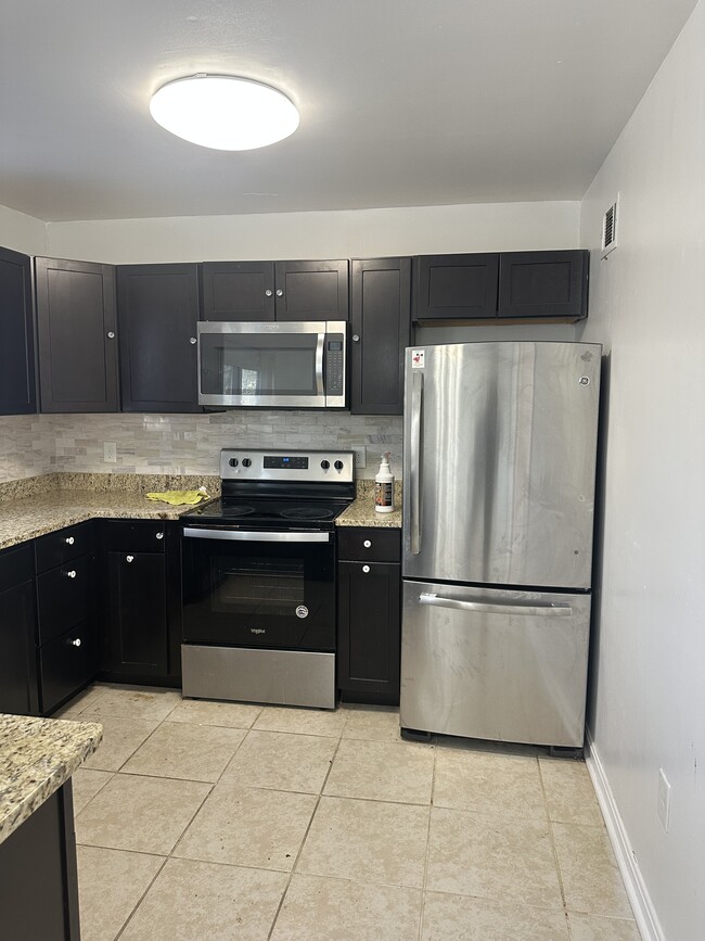 Photo - 6913 Woodstream Ln