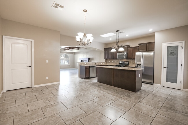 Photo - 14664 Igor Kaleri Ave