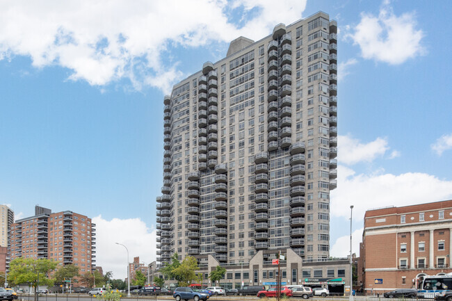 Photo - The Pinnacle Condominium