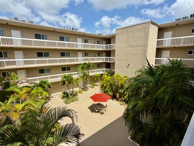 Photo - 7840 Camino Real Unidad P308