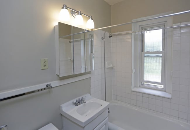 Photo - Loring Grove