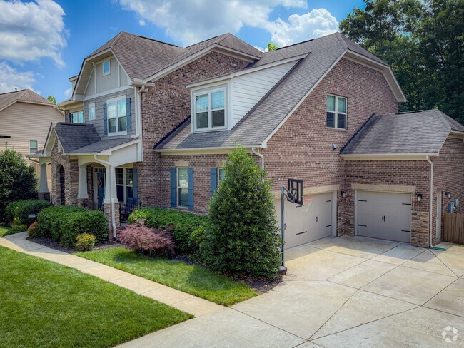 Building Photo - 4006 Tremont Dr Rental