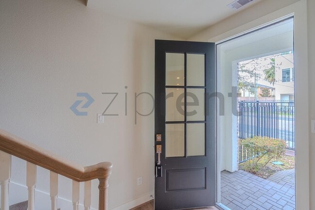 Photo - 5209 Allen St