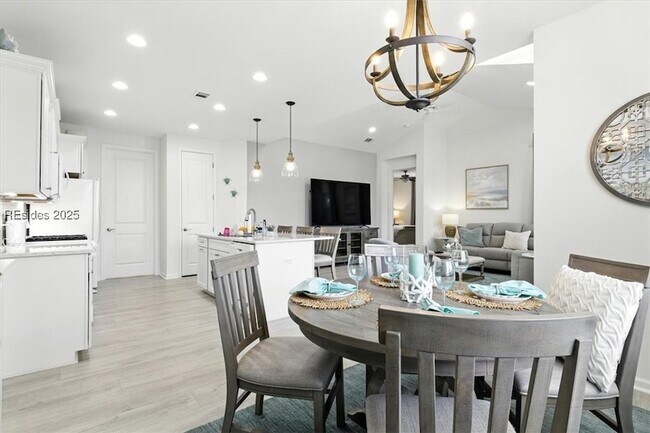 65 Sandbar Ln
