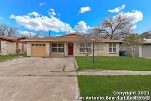 Building Photo - 615 Burwood Ln