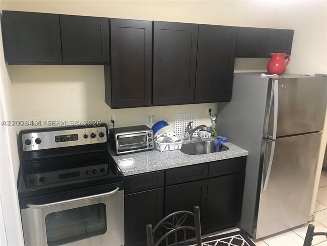 Building Photo - 133 NW 57th St Unit 2