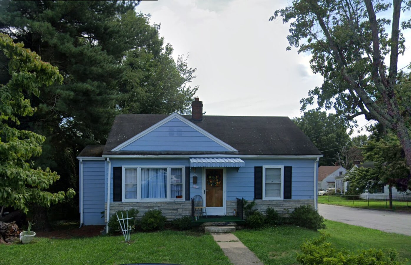 Photo - 125 Hamlin Ave