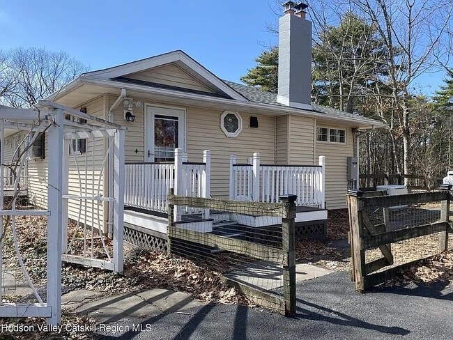 Photo - 235 Stickles Terrace