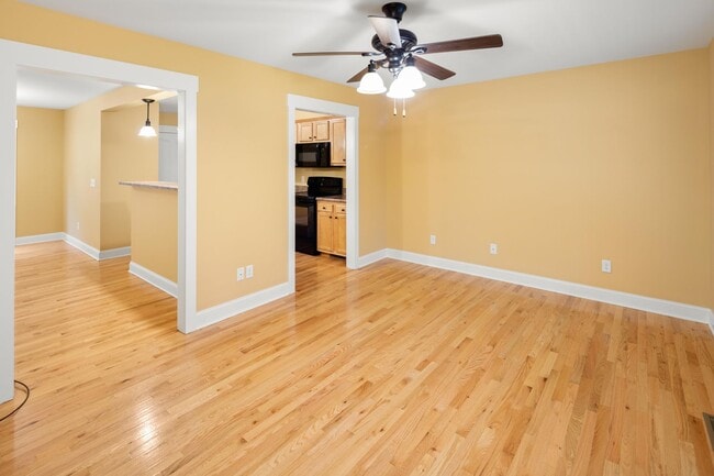 Photo - Sweet Two-Story Cottage