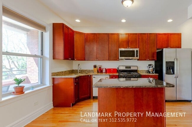Photo - 4853 S Vincennes-Unit 205 Unidad 205