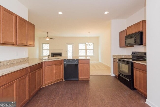 Photo - 10 Bayberry Cir