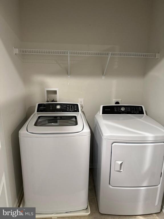 Building Photo - 9752 Orkney Pl