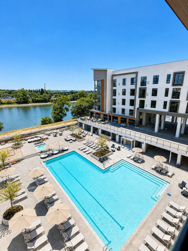 The Resort & Pierside