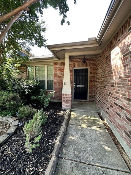 Photo - 5733 Pebble Ridge Dr