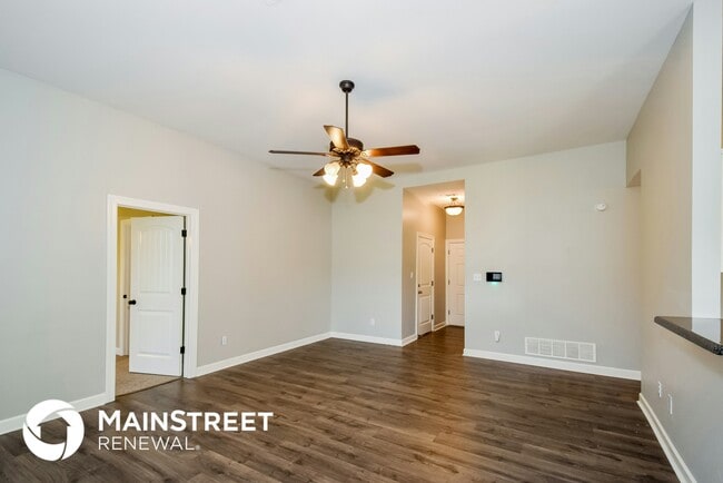 Photo - 8286 Willow Dr