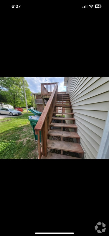 Building Photo - 3600 Falling Springs Rd Unit B Rental