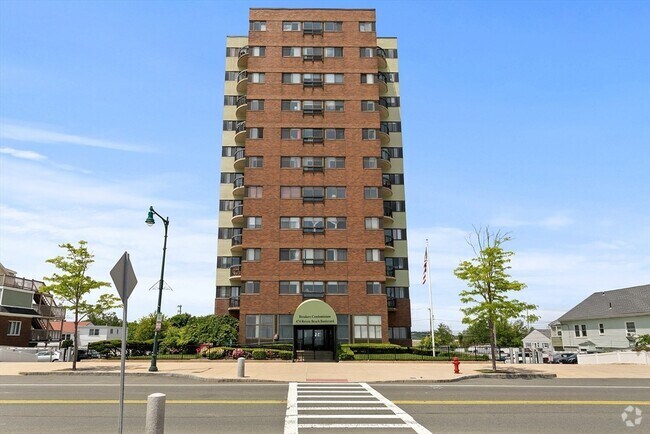 Building Photo - 474 Revere Beach Blvd Unit 801 Rental