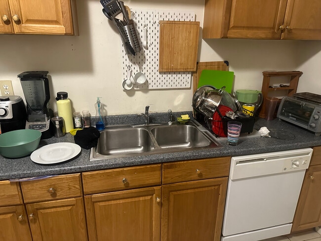 Photo - 72 Prentiss St Unidad #2