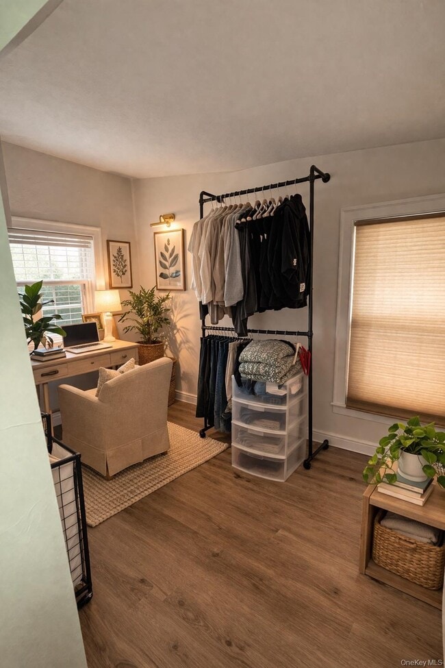 Photo - 156 N Clinton St