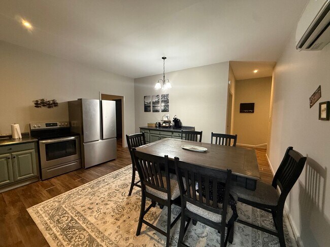 310 County Rd 692