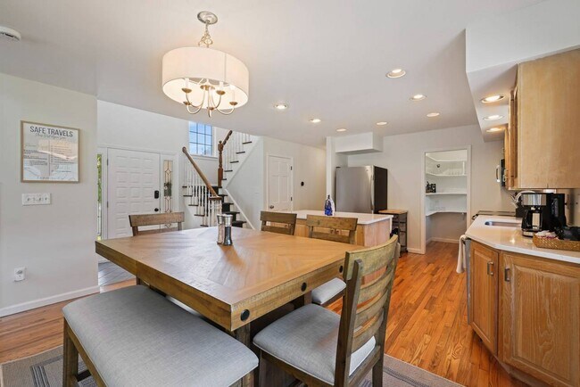Photo - 1439 NY-9P