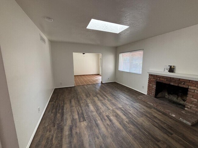5613 Campanile Way