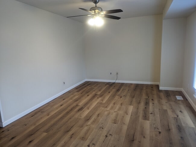 Photo - 3312 York Dr