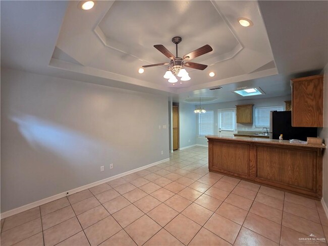 Photo - 7 S Dahlia St Unit 3